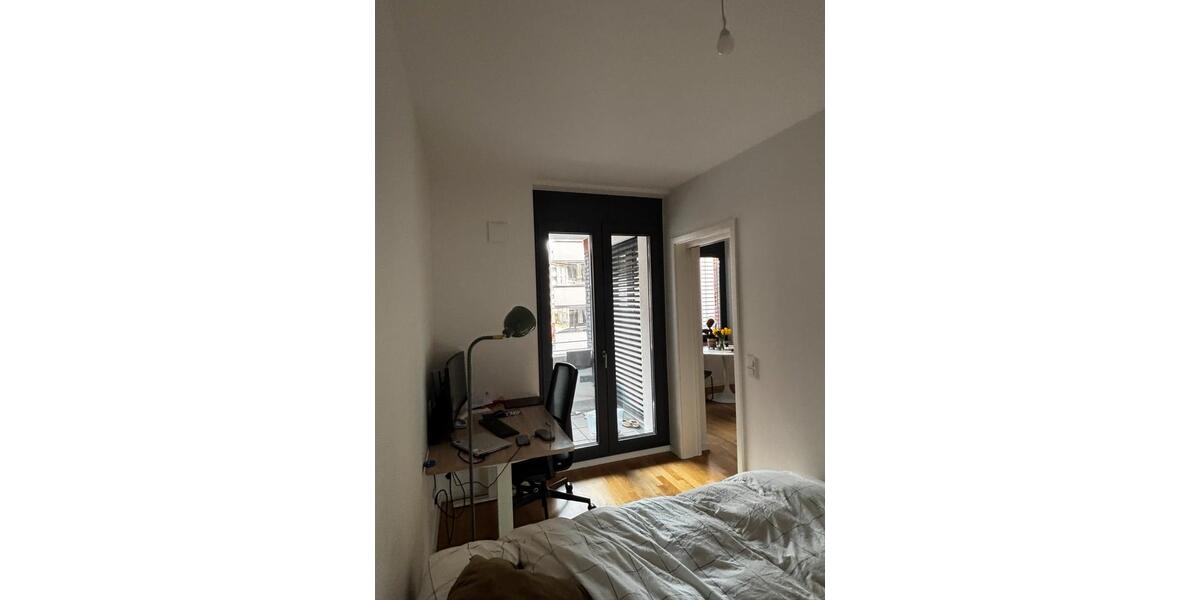 Etagenwohnung Frankfurt am Main Ostend - 2 Zimmer, 45 m&sup2;, 1.150&euro; | Angebot:25329547