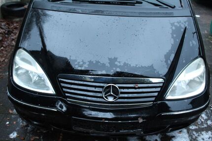 Mercedes-Benz A 190 121.100 km 2.300 &euro; Offenbach am Main (Bieber) 63073