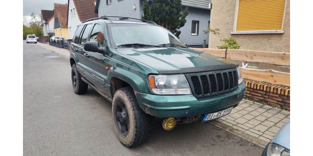 Jeep Grand Cherokee 391.532 km 4.500 &euro; Babenhausen 64832