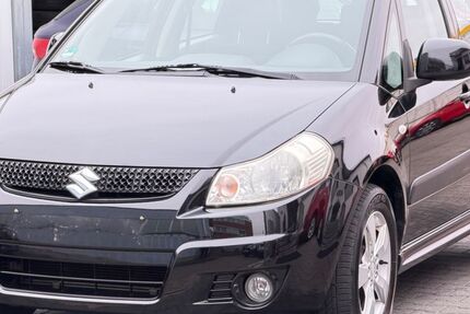 Suzuki SX4 77.200 km 5.999 &euro; Offenbach am Main 63075
