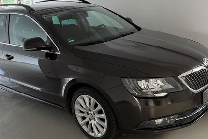 Skoda Superb 216.000 km 8.900 &euro; Alsbach 64665