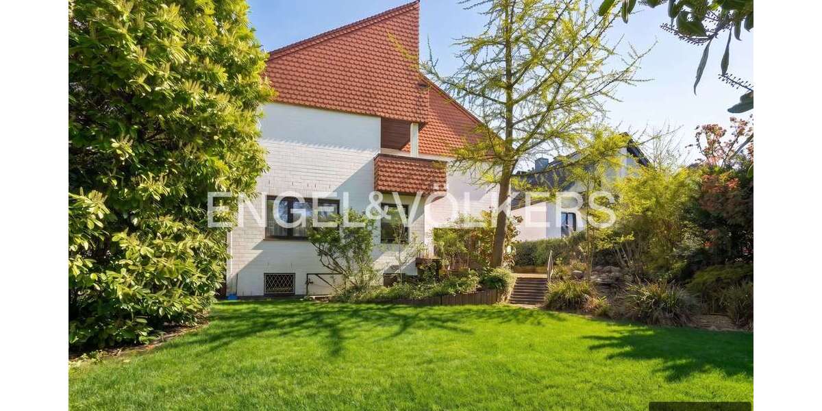Einfamilienhaus Frankfurt Sachsenhausen Süd - 11 Zimmer, 307 m&sup2;, 1.950.000&euro; | Angebot:26546636
