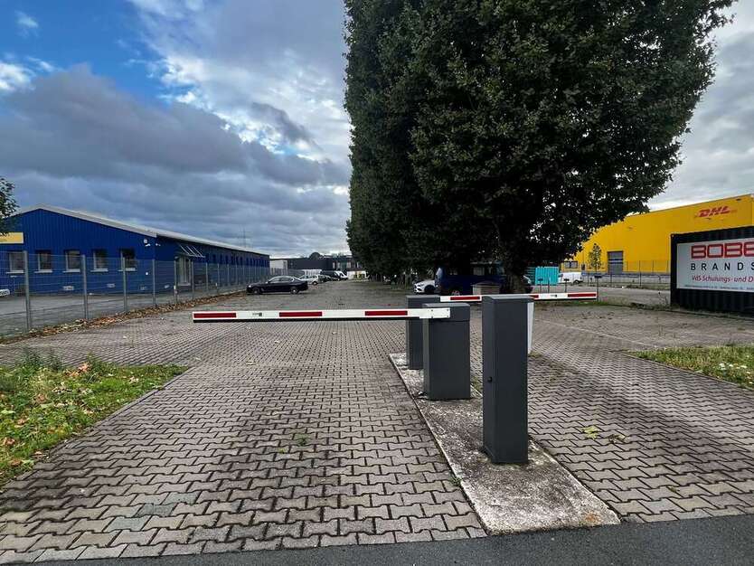 Grundstück in Frankfurt am Main 3.000.000 € 3388 m²