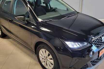Seat Arona 24.521 km 16.450 &euro; Alsbach-Hähnlein 64665
