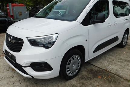 Opel Combo 172.510 km 14.042 &euro; Frankfurt am Main 65933