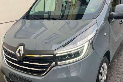 Renault Trafic 88.920 km 23.880 € Offenbach 63069