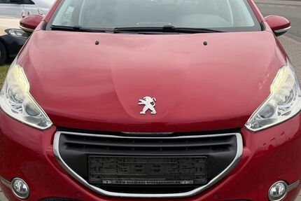 Peugeot 208 62.251 km 6.999 &euro; Dietzenbach 63128