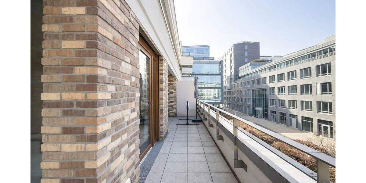 Etagenwohnung Frankfurt am Main Bockenheim - 3 Zimmer, 122 m&sup2;, 1.100.000&euro; | Angebot:25626441