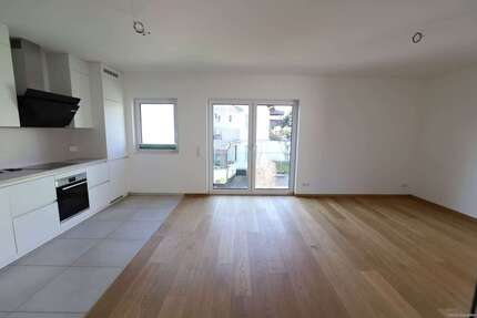 Wohnung Rossdorf - 3 Zimmer, 76 m&sup2;, 1.180&euro; | Angebot:26918729
