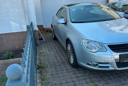 VW Eos 135.000 km 2.800 &euro; Frankfurt am Main 60388