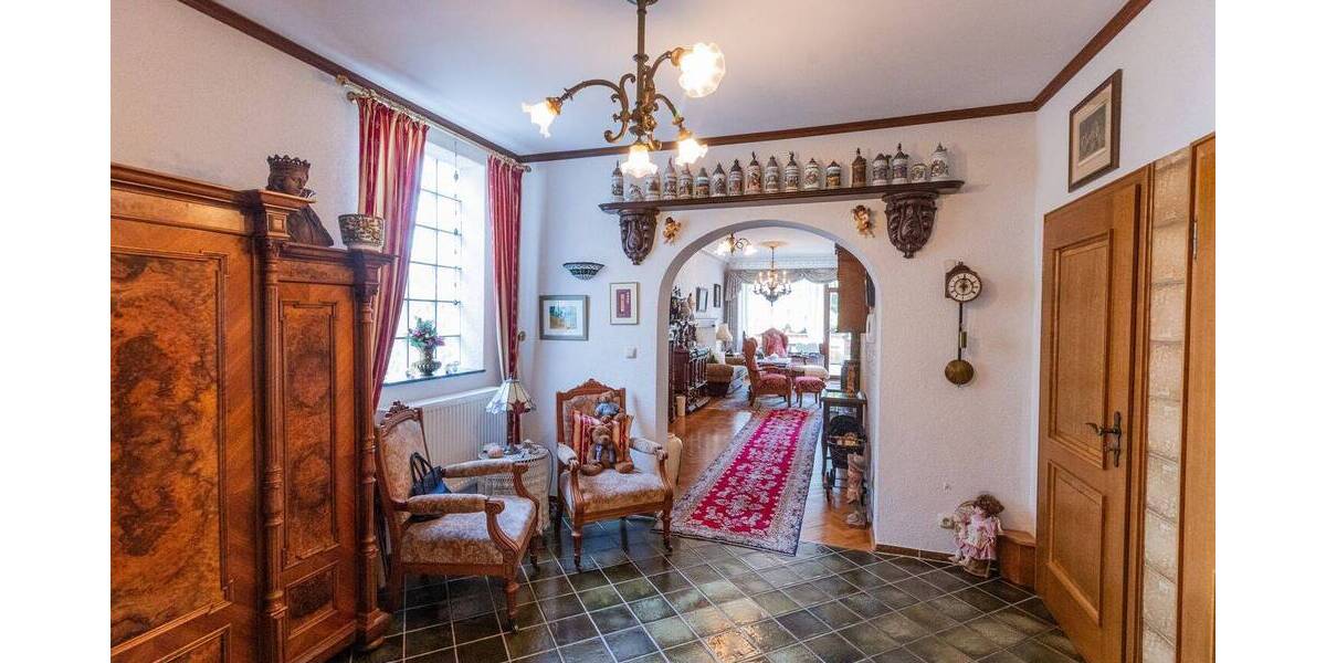 Mehrfamilienhaus, Wohnhaus Bischofsheim - 8 Zimmer, 275 m&sup2;, 850.000&euro; | Angebot:26498821