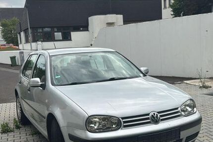 VW Golf 286.000 km 1.300 &euro; Biebesheim 64584