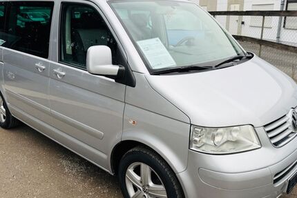 VW T5 Multivan 193.000 km 16.999 &euro; Nauheim 64569