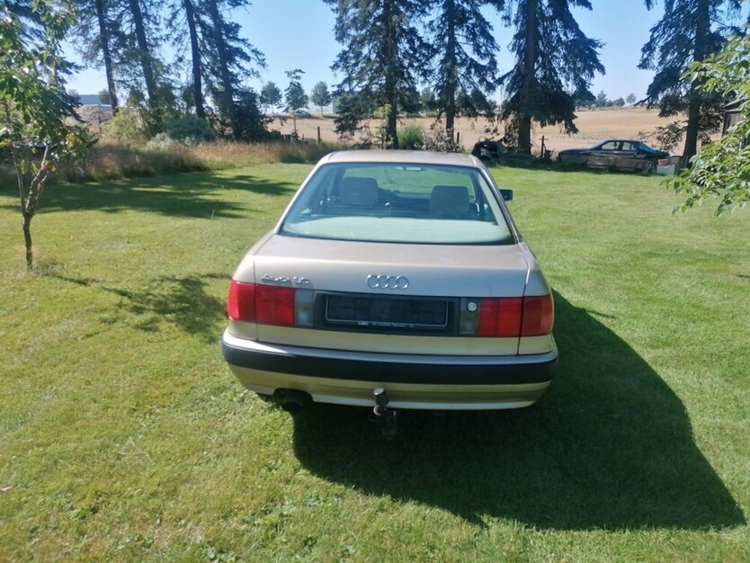 Audi 80