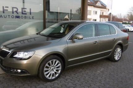 Skoda Superb 115.200 km 12.800 &euro; Gustavsburg 65462