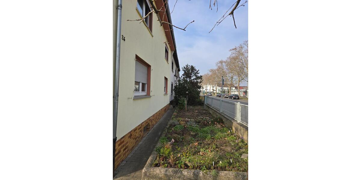 3-Zimmer-Eigentumswohnung mit Gartenanteil und Garage 3 zimmer