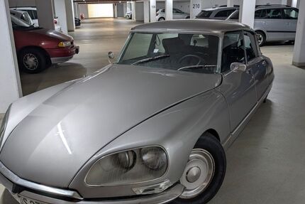 Citroen DS 88.500 km 26.000 &euro; Darmstadt 64291