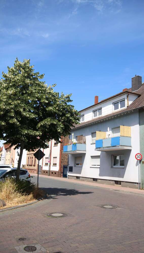 Haus zum Kaufen in Dietzenbach 865.800 € 348 m²