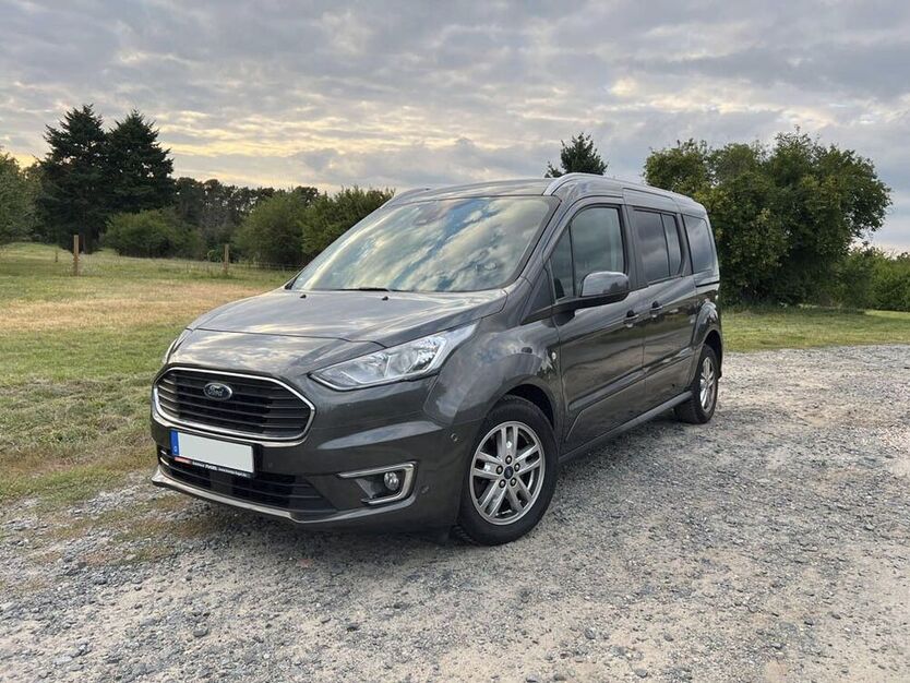 Grand Tourneo