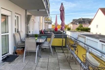 Schöne MaisonetteWohnung mit zwei Balkonen!