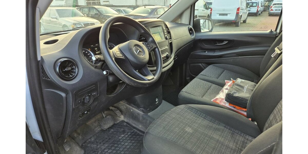 Mercedes-Benz Vito Kasten 114 CDI RWD lang Automatik, Rückfahrka 59.233 km 23.990 &euro; Rodgau 63110