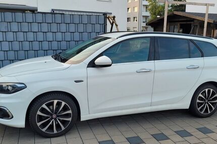 Fiat Tipo 80.000 km 10.800 € Offenbach am Main 63069