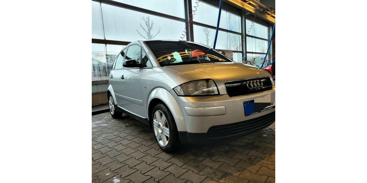 Audi A2 275.600 km 1.150 &euro; Frankfurt 60439