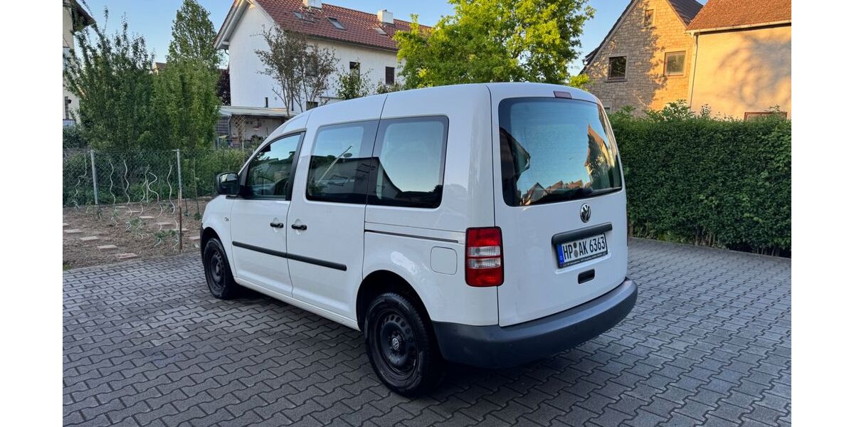 VW Caddy 183.000 km 8.000 &euro; Bensheim 64625
