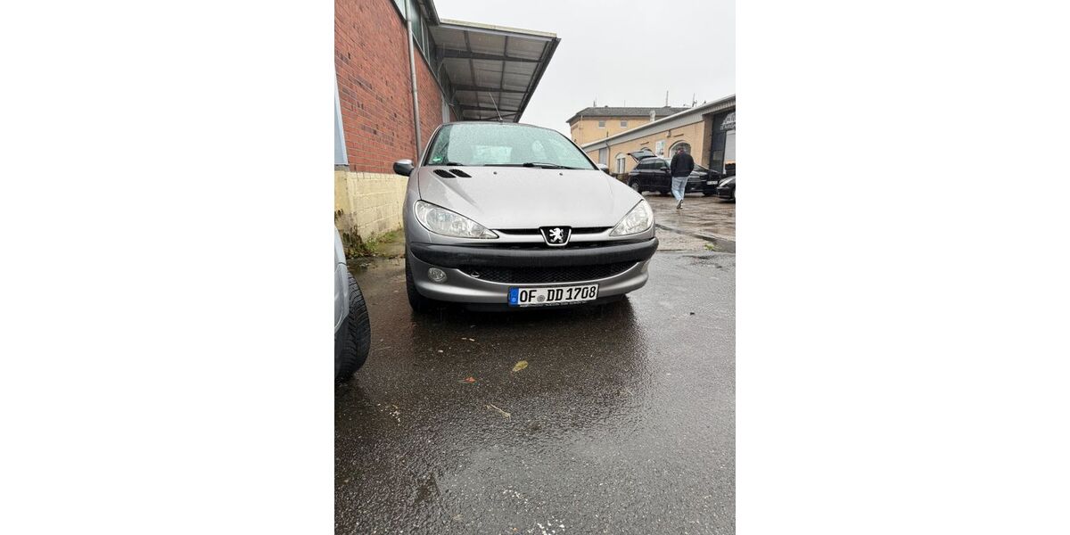 Peugeot 206 165.000 km 1.900 € Darmstadt 64295