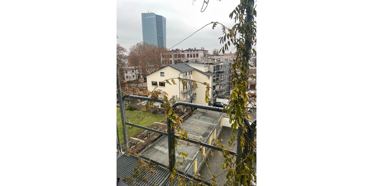 Etagenwohnung Frankfurt am Main Ostend - 2 Zimmer, 60 m&sup2;, 1.200&euro; | Angebot:25396541