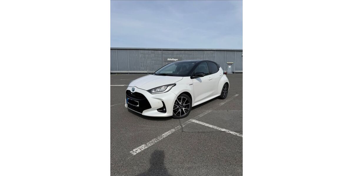 Toyota Yaris 60.000 km 16.790 &euro; Frankfurt am Main 60489