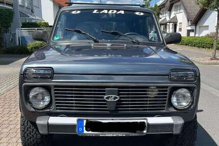 Lada Niva 75.000 km 9.000 &euro; Rodgau 63110
