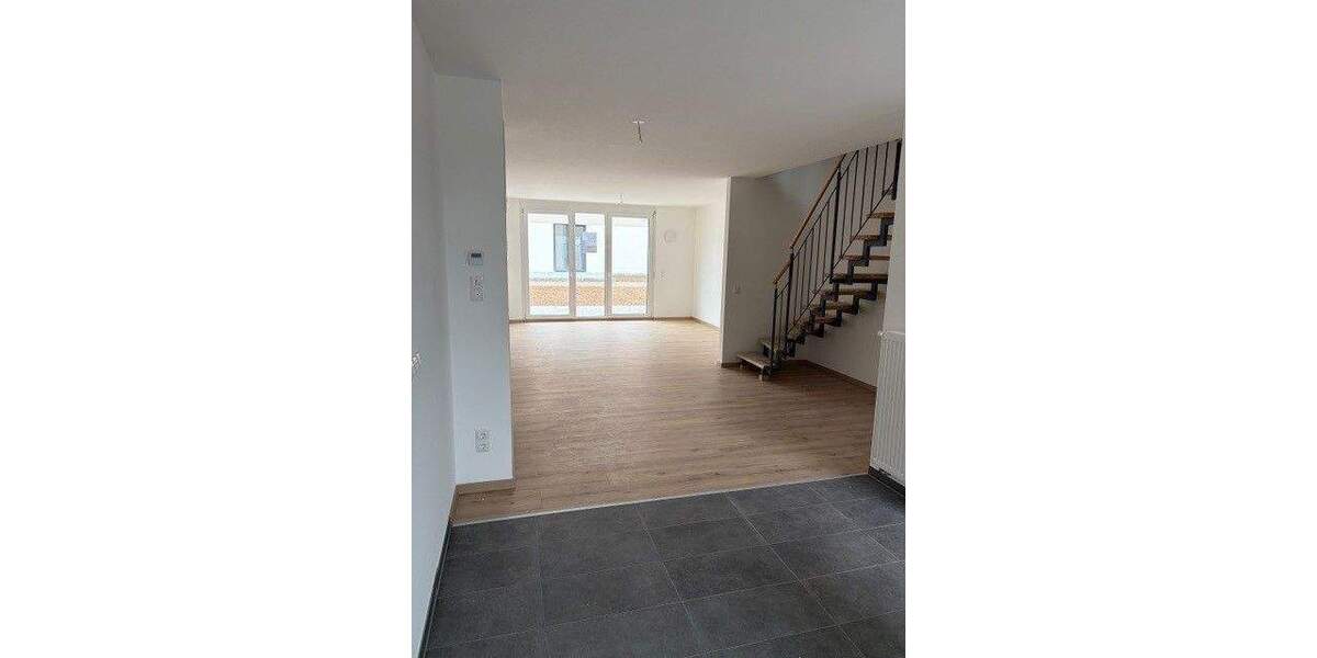 Doppelhaushälfte Biblis - 4 Zimmer, 116 m&sup2;, 1.624&euro; | Angebot:24971689