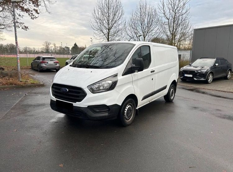 Ford Transit Custom 207.000 km 8.700 &euro; heusenstamm 63150