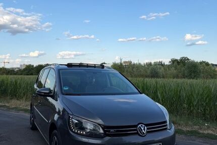 VW Touran 201.000 km 8.500 &euro; Offenbach am Main 63069