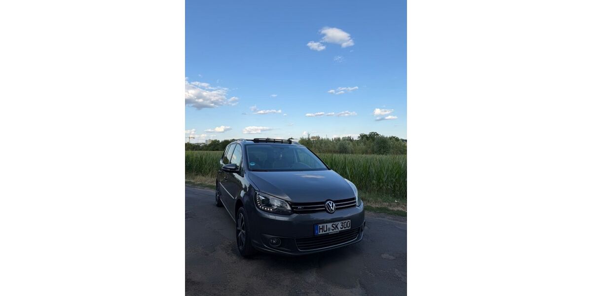 VW Touran 201.000 km 8.500 &euro; Offenbach am Main 63069