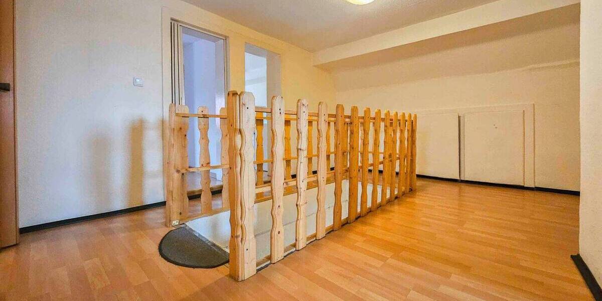 Mehrfamilienhaus, Wohnhaus Groß-Zimmern Zimmern - 9 Zimmer, 349.000&euro; | Angebot:26161073