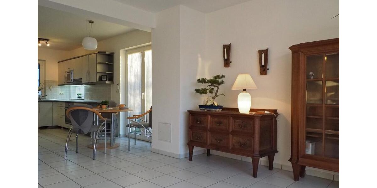 Doppelhaushälfte Griesheim - 4 Zimmer, 124 m&sup2;, 2.200&euro; | Angebot:25075972