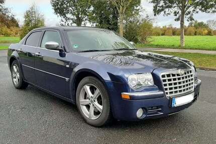 Chrysler 300C 88.822 km 10.999 &euro; Nauheim 64569