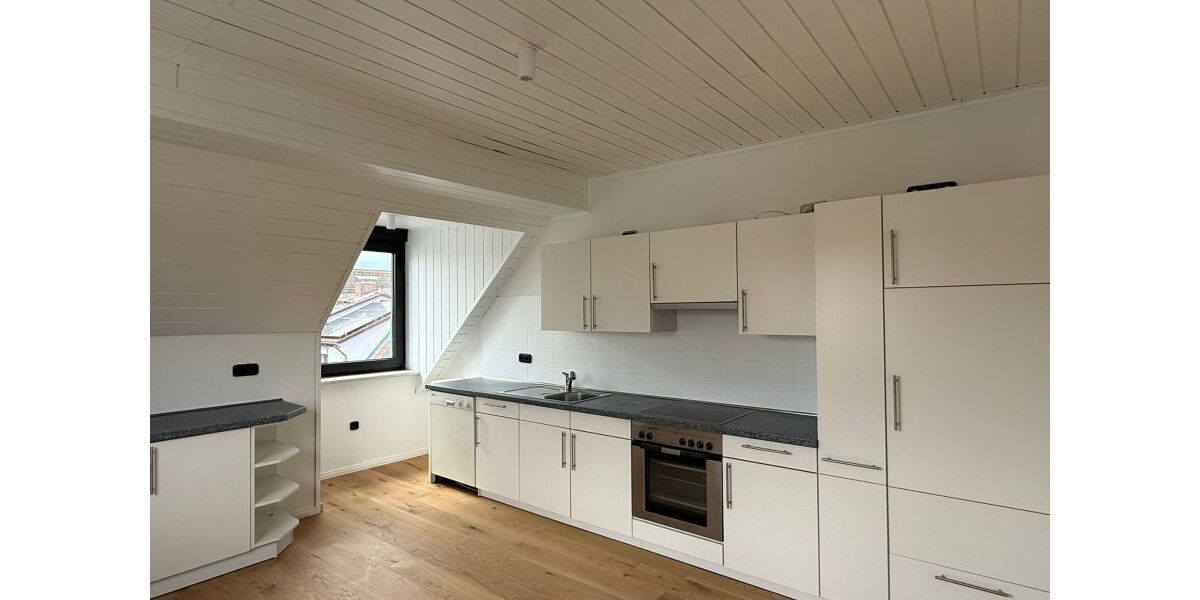 Ruhig & zentral: Helle 5-ZKBF mit Terrasse & Keller Bäder NEU - Etagenwohnung Pfungstadt | Angebot:26553637