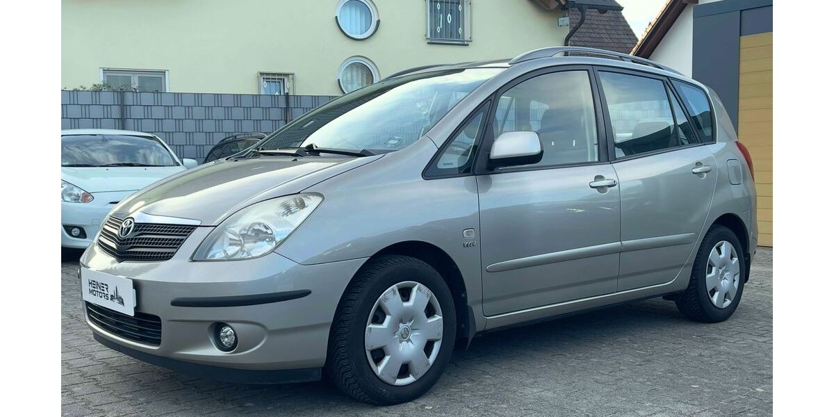 Toyota Corolla Verso 118.897 km 5.990 &euro; Pfungstadt 64319