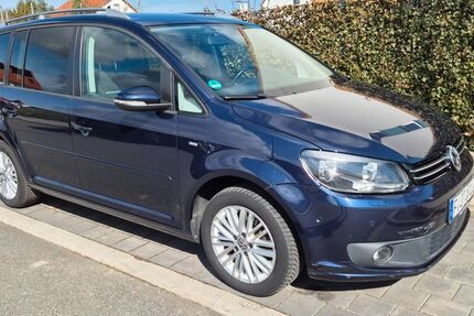 VW Touran 182.000 km 7.600 &euro; Frankfurt 60437