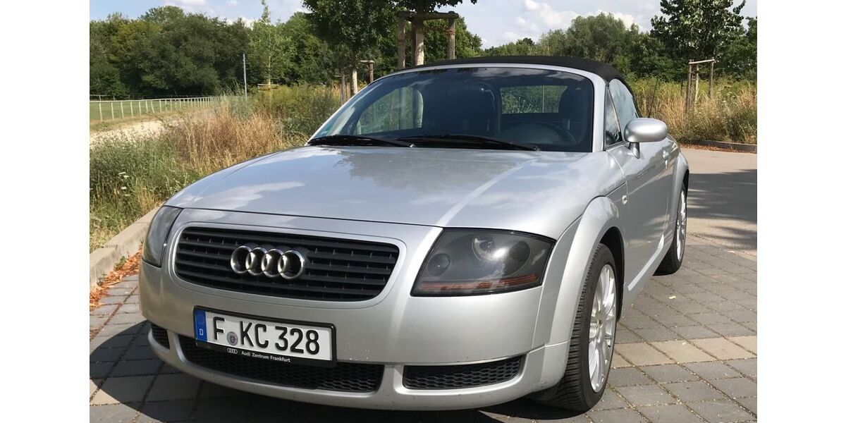 Audi TT 326.500 km 3.333 &euro; Frankfurt am Main 60433