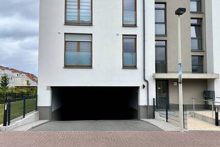 5 Zentral gelegene Tiefgaragenparkplätze am Stadtpark in Dietzenbach zimmer