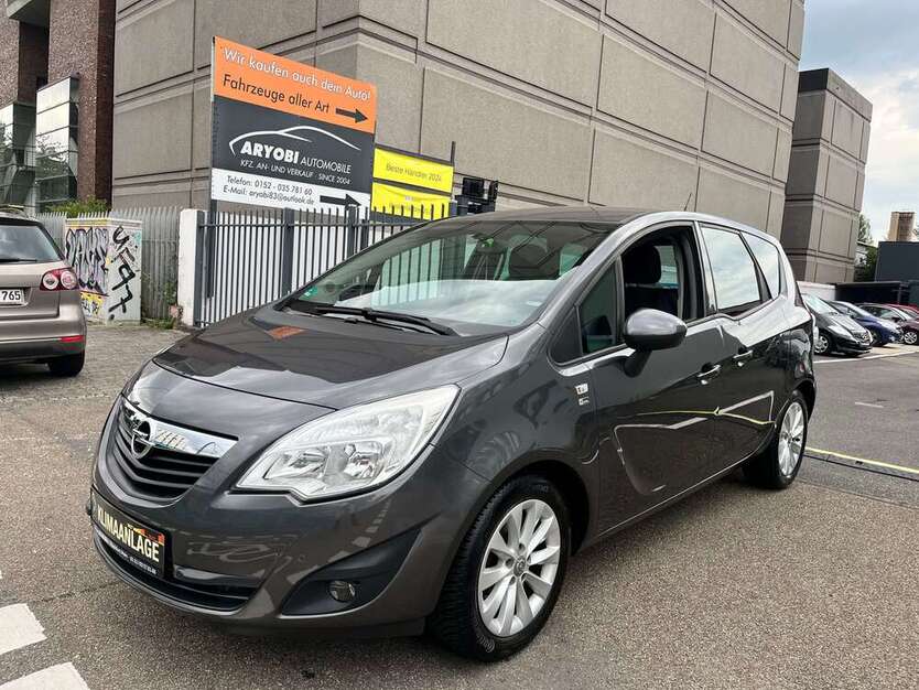 Opel Meriva 98.000 km 6.999 € Frankfurt Main 60388