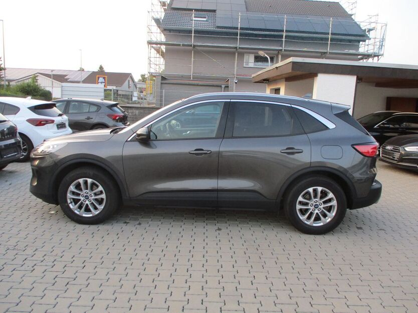 Ford Kuga 175.246 km 15.499 € Babenhausen 64832