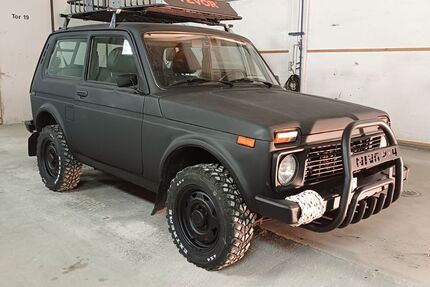 Lada Niva 122.001 km 7.850 &euro; Pfungstadt 64319