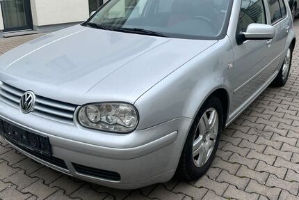 VW Golf 249.000 km 2.999 &euro; Frankfurt 60326