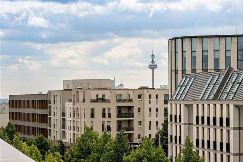 Wohnung zum Mieten in Frankfurt am Main 2.050 € 129 m²