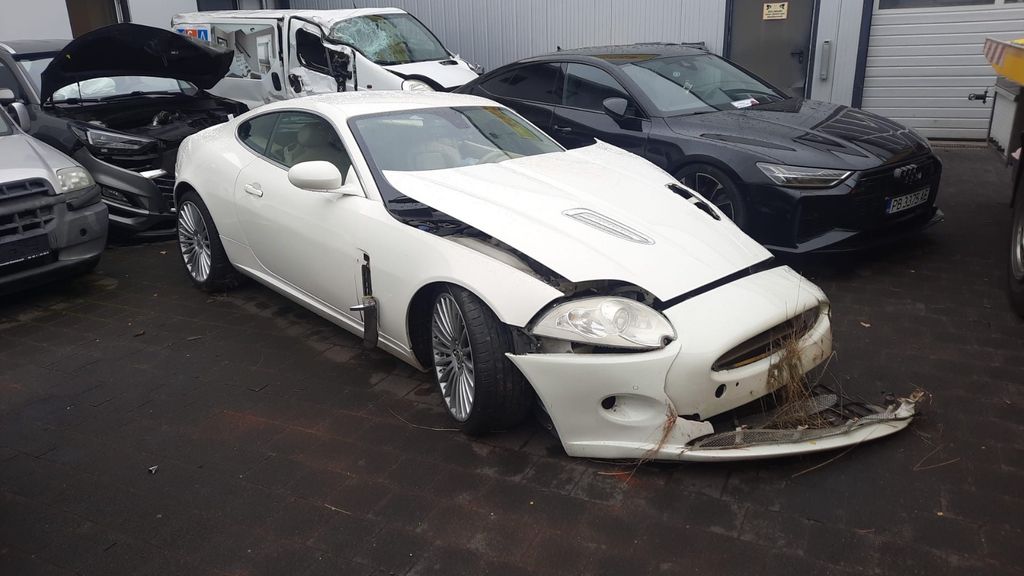 Jaguar XK 102.845 km 3.500 &euro; Groß Gerau 64521